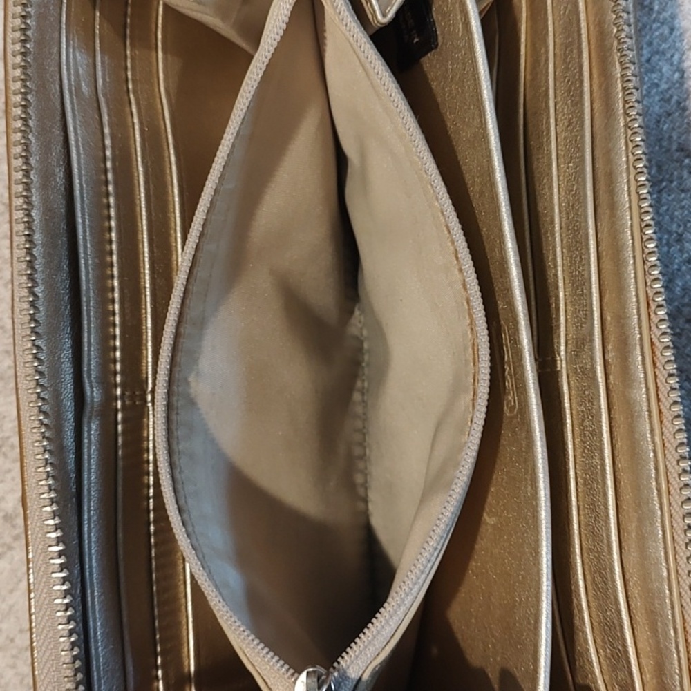 Coach Gold Patent Leather Wallet•Used•Color Transfer•Zippy Wallet - Picture 7 of 9